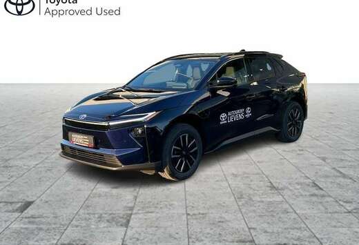 Toyota 73.1 kWH Executive