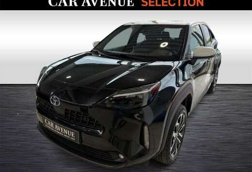 Toyota Dynamic Plus Bi-Tone 1.5 HSD