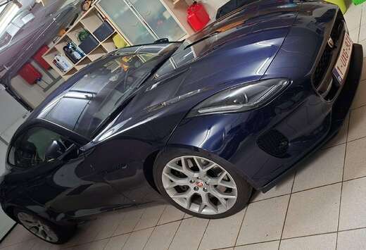 Jaguar F-Type Coupe 2.0 i4 P300