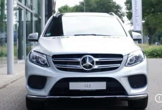 Mercedes-Benz e 4-Matic PHEV