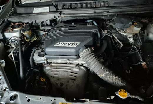 Toyota 2.0i VVT-i 16v 4x4 VX+