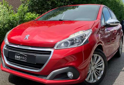 Peugeot 1.2i Essence / STYLE / Grand Gps / Airco / Cr ...