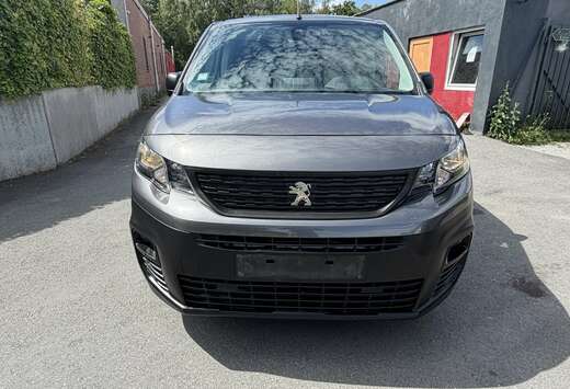 Peugeot 1.5 BlueHDi L2 Prète à Immatriculer