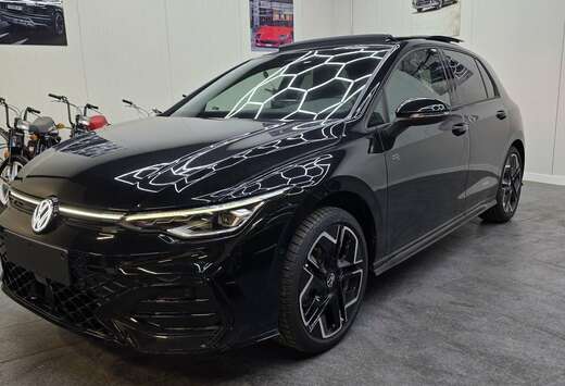 Volkswagen Golf 1.5 eTSI OPF DSG R-Line panodak Nieuw