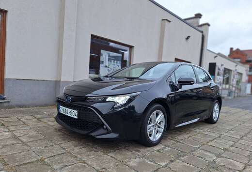 Toyota Corolla Hybrid 1.8 Dynamic e-CVT 13845€ htva