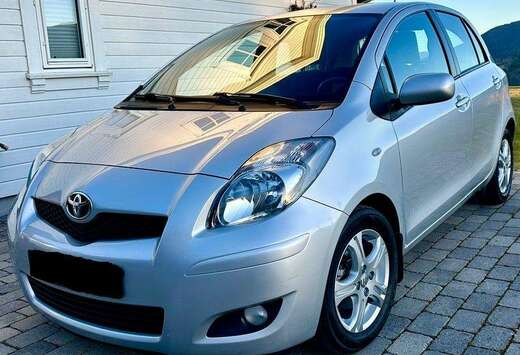 Toyota 1.0i VVT-i Luna