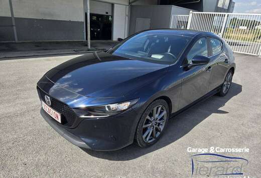 Mazda 3 Hatchback 2.0i e-Skyactiv-G Skydrive
