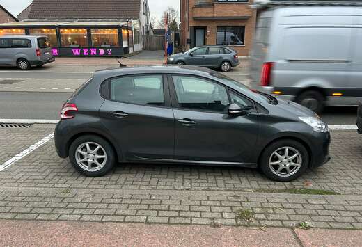 Peugeot 208 82 VTI Active