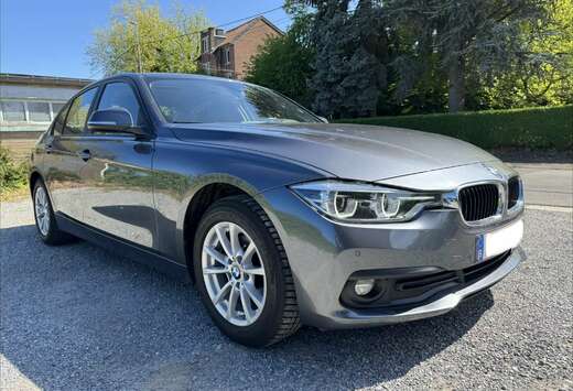 BMW d  Faible kilométrage  Suivi BMW complet