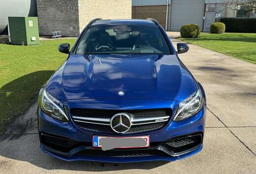 Mercedes-Benz C 63 AMG