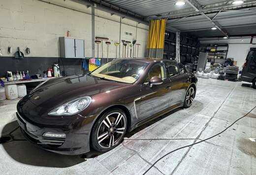 Porsche PANAMERA 3000 DIESEL PLATINIUM ÉDITION FULL