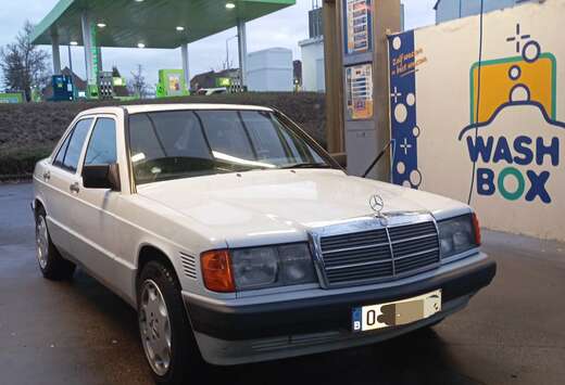 Mercedes-Benz 190TD 2.5