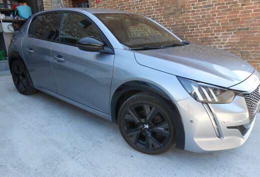Peugeot 208 1.5 BlueHDi GT MAN.6