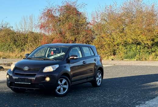 Toyota 4x4  prête pour immatriculationAirco