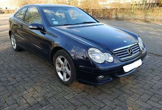 Mercedes-Benz C 180 Kompressor Coupe Sport