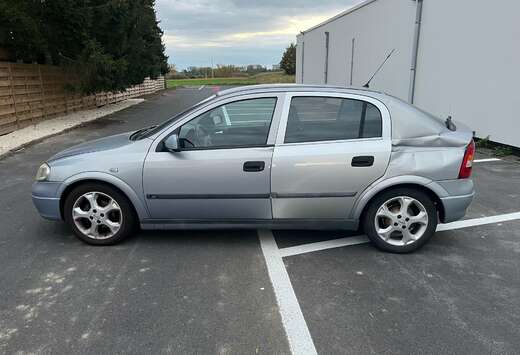 Opel 1.6 Essence