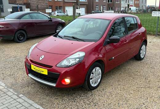 Renault Clio 1.2i 20th