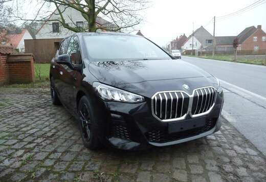 BMW Active Tourer 218iA   M-PAKKET