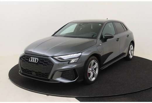 Audi S-Line 45 TFSI e 245 hp S-tronic