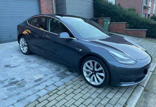 Tesla Model 3 75 kWh Long-Range Dual Motor