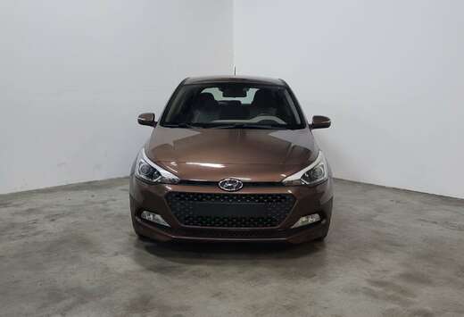 Hyundai 1.4i * AUTO * RADAR ARR * BLUETOOTH *