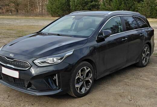 Kia ceed sw plug-in hybride full option pano dak