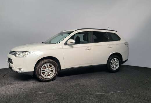 Mitsubishi 2.2 DI-D  Radio  Airco  PDC  1ste eigenaar