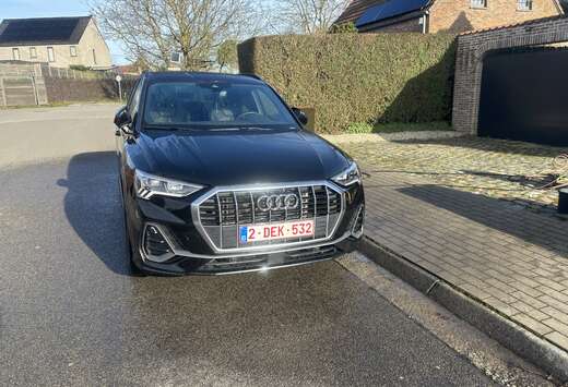Audi 35 TFSI 150 ch S tronic 7 line plus