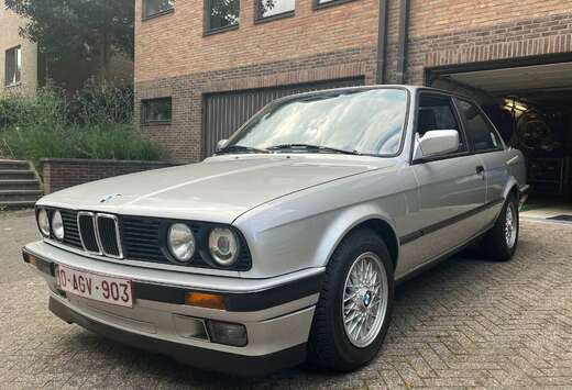 BMW 318is