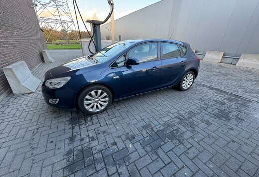 Opel 1.3 CDTI DPF ecoFLEX Selection