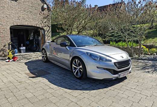 Peugeot 2.0 HDi FAP XENON