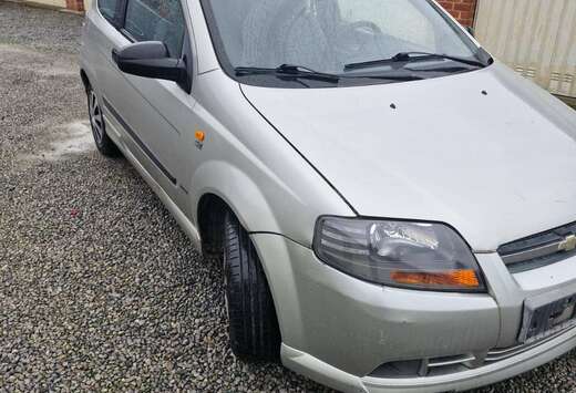 Chevrolet hatchback 1.2i 8v SE