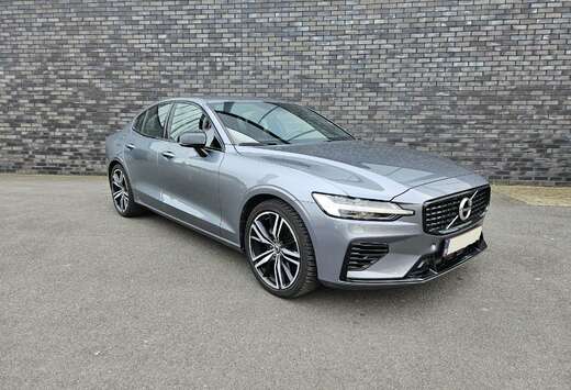 Volvo 2.0 T8 PHEV R-Design Launch Edition