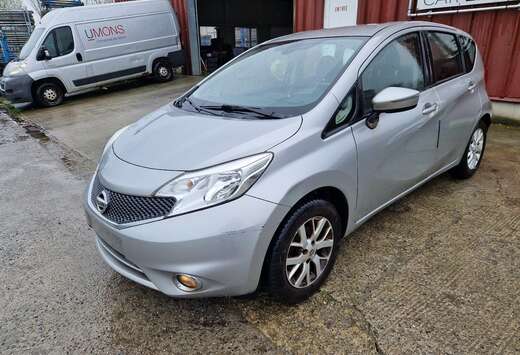 Nissan Note 1.2i Acenta Sport Pack