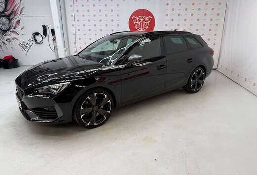 ST e-Hybrid 1.4 DSG PHEV 245Pk VZ 19\