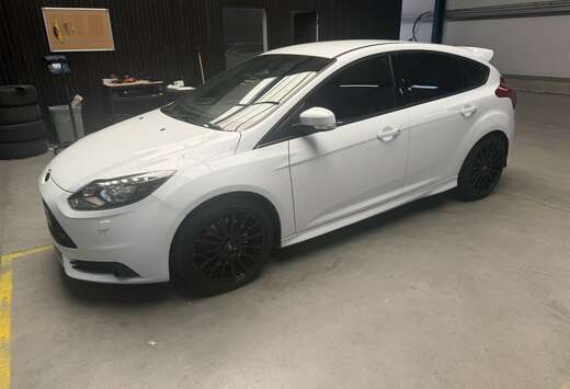Ford ST2 2.0 EcoBoost