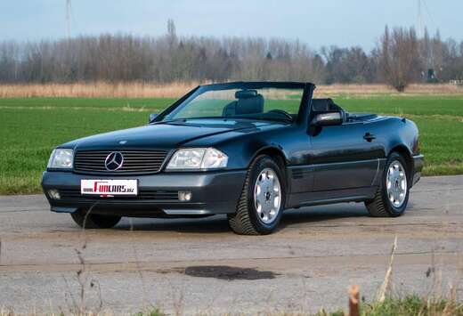 Mercedes-Benz SL300 - 24 | 4 SEATER