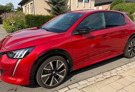 Peugeot 208 1.2i PureTech GT (EU6.4)