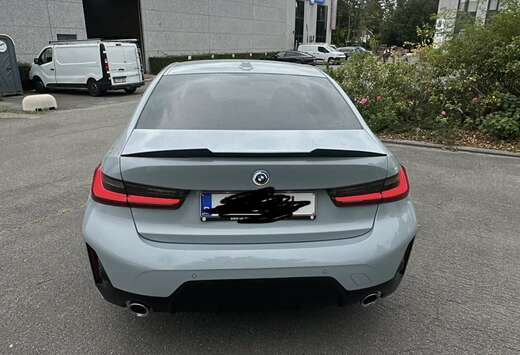 BMW 320i
