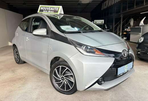 Toyota Aygo 1.0i VVT-i x-play and pack x-pure