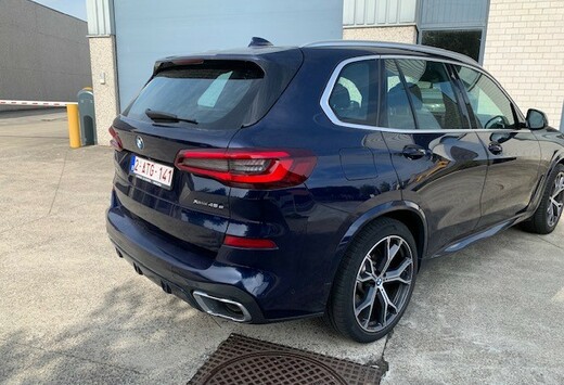 BMW X5 xdrive 45e als nieuw ! 