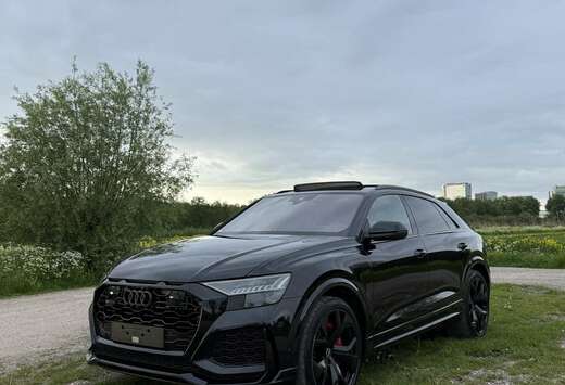 Audi RS Q8 4.0 TFSI quattro Tiptronic