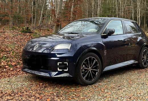 Renault E-Tech Iconic Five 150 Comfort Range