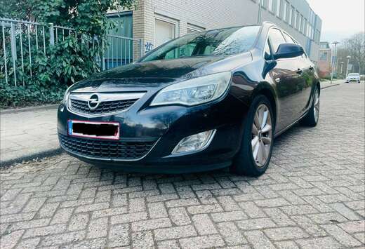 Opel 1.7 CDTI DPF Sports Tourer Sport