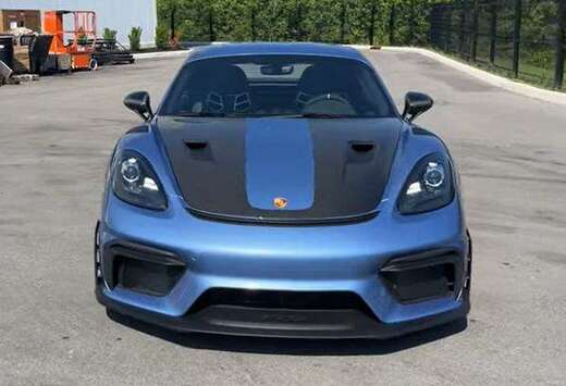 Porsche GT4 RS Weissach Coupe