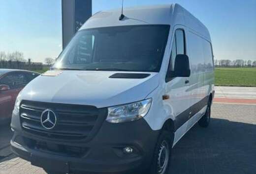 Mercedes-Benz L2H2 €36.000 excl btw