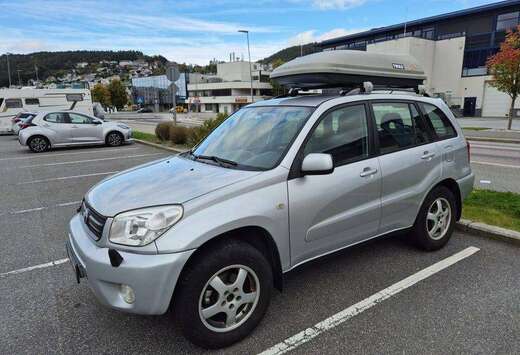 Toyota RAV4 2.0i VVT-i 16v 4x4 VIP