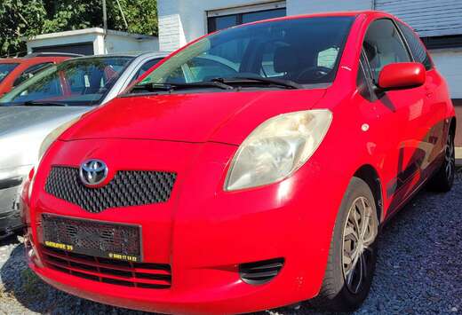 Toyota 1.3i VVT-i AUTOMAAT AIRCO 2006 !!! EERST LEZEN ...