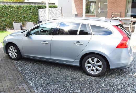 Volvo V60 2.0 D3 R-Design Start/Stop Geartronic