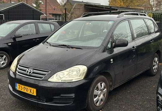 Toyota 2.0i Linea Luna 7p.